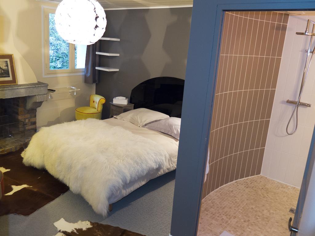 Hotel Au Fil De L'Eau - La Malate Besançon Værelse billede